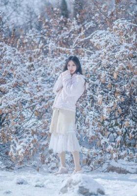 久久久青草青草免费看_蓝光在线观看视频